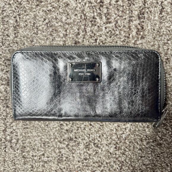 Michael Kors Pewter Snakeskin Leather Zip Around Clutch Wallet Silver - Picture 4 of 6
